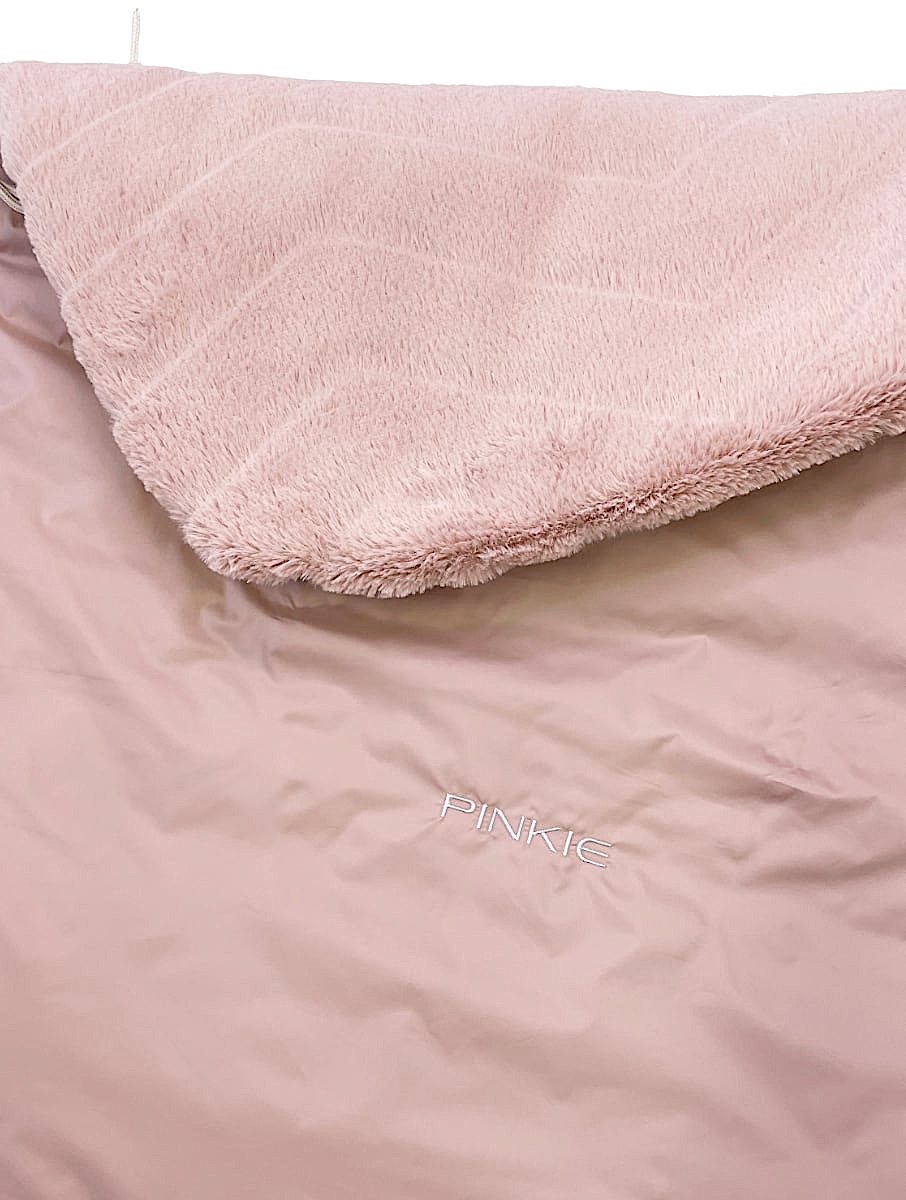 kliknutít zobrazíte maximální velikost obrázku zateplená sťahovacia deka Pinkie Fur Pink