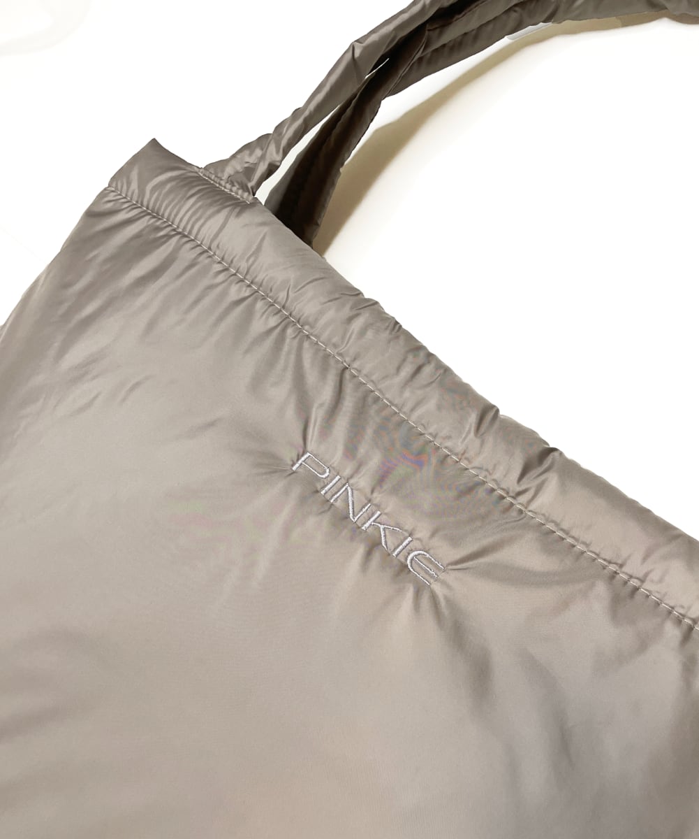kliknutít zobrazíte maximální velikost obrázku univerzálna taška Airy Grey